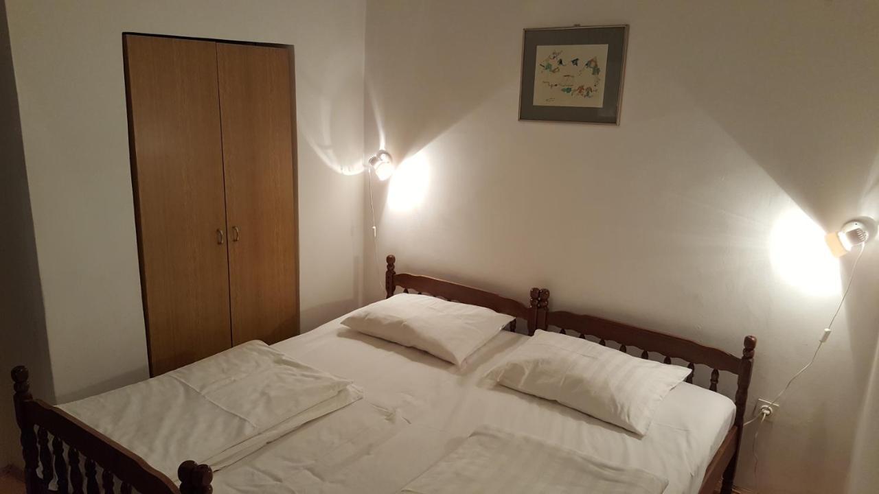Apartments By The Sea Selce, Crikvenica - 15063 エクステリア 写真