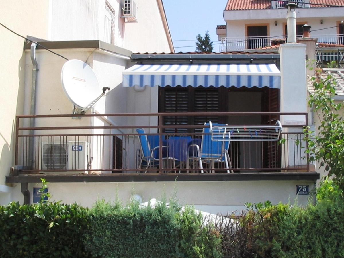 Apartments By The Sea Selce, Crikvenica - 15063 エクステリア 写真